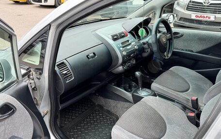 Honda Fit III, 2002 год, 369 000 рублей, 11 фотография