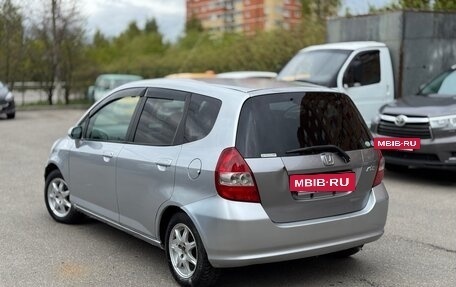 Honda Fit III, 2002 год, 369 000 рублей, 8 фотография