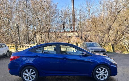 Hyundai Solaris II рестайлинг, 2013 год, 610 000 рублей, 3 фотография