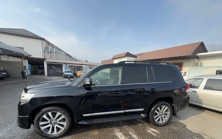 Toyota Land Cruiser 200, 2015 год, 6 850 000 рублей, 2 фотография