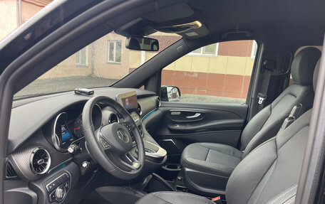 Mercedes-Benz V-Класс, 2021 год, 11 500 000 рублей, 9 фотография