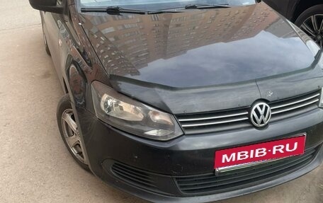 Volkswagen Polo VI (EU Market), 2011 год, 450 000 рублей, 2 фотография