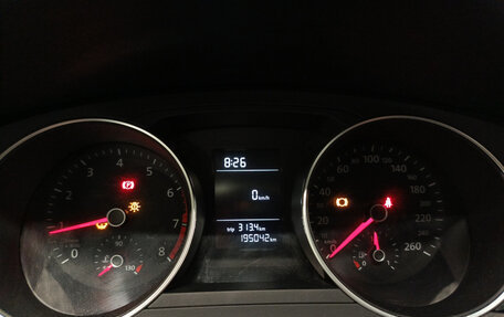 Volkswagen Jetta VI, 2015 год, 1 016 000 рублей, 13 фотография