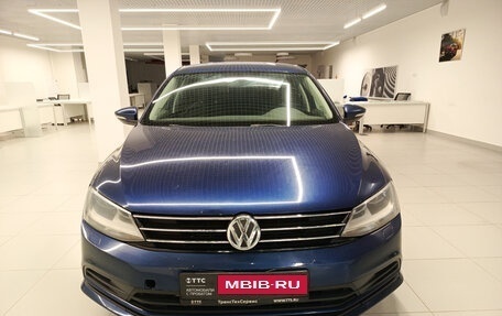 Volkswagen Jetta VI, 2015 год, 1 016 000 рублей, 2 фотография