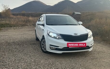 KIA Rio III рестайлинг, 2015 год, 870 000 рублей, 3 фотография
