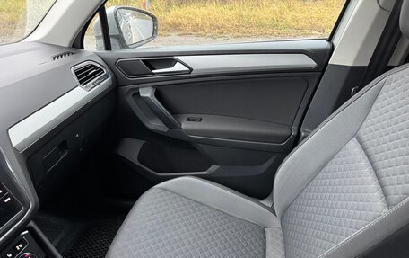 Volkswagen Tiguan II, 2020 год, 2 340 000 рублей, 4 фотография