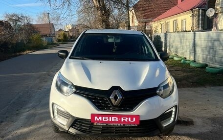 Renault Kaptur I рестайлинг, 2019 год, 1 250 000 рублей, 3 фотография