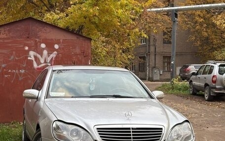 Mercedes-Benz S-Класс, 1999 год, 300 000 рублей, 1 фотография