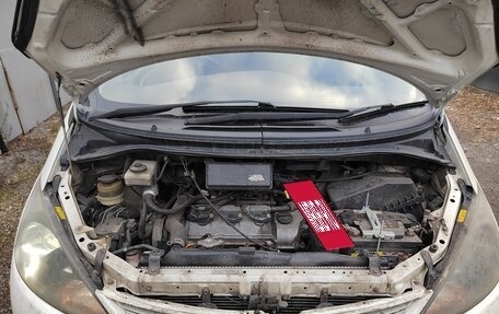 Toyota Estima III рестайлинг -2, 2001 год, 1 200 000 рублей, 8 фотография