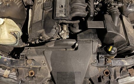 BMW 3 серия, 1998 год, 650 000 рублей, 14 фотография