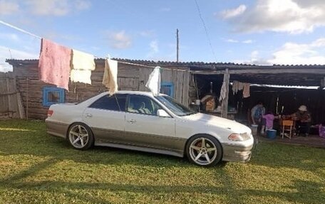 Toyota Mark II VIII (X100), 2000 год, 650 000 рублей, 6 фотография