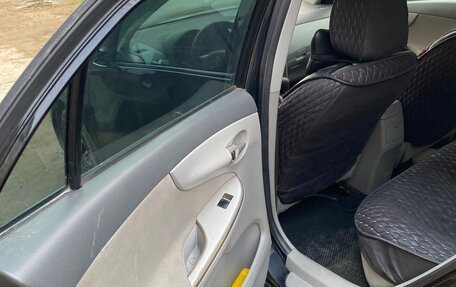 Toyota Corolla, 2010 год, 900 000 рублей, 10 фотография