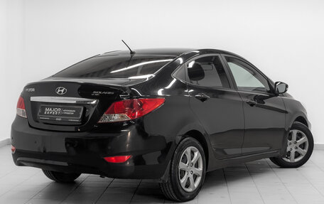 Hyundai Solaris II рестайлинг, 2011 год, 870 000 рублей, 5 фотография