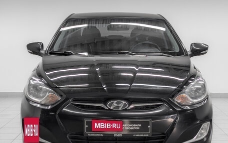 Hyundai Solaris II рестайлинг, 2011 год, 870 000 рублей, 2 фотография