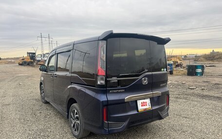 Honda Stepwgn IV, 2020 год, 2 750 000 рублей, 4 фотография