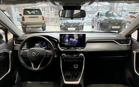 Toyota RAV4, 2025 год, 4 800 000 рублей, 8 фотография