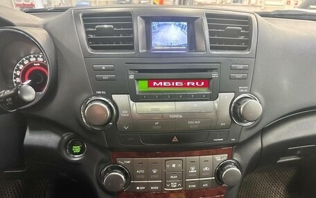 Toyota Highlander III, 2012 год, 1 750 000 рублей, 8 фотография