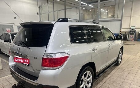 Toyota Highlander III, 2012 год, 1 750 000 рублей, 4 фотография