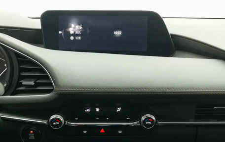 Mazda 3, 2021 год, 1 510 605 рублей, 9 фотография