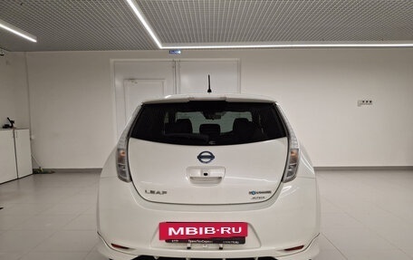 Nissan Leaf I, 2017 год, 1 319 000 рублей, 6 фотография