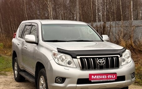Toyota Land Cruiser Prado 150 рестайлинг 2, 2011 год, 2 550 000 рублей, 3 фотография