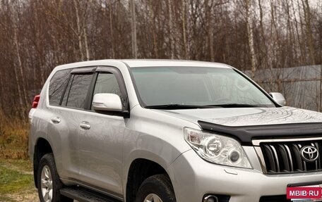 Toyota Land Cruiser Prado 150 рестайлинг 2, 2011 год, 2 550 000 рублей, 5 фотография