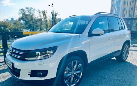 Volkswagen Tiguan I, 2012 год, 939 000 рублей, 6 фотография
