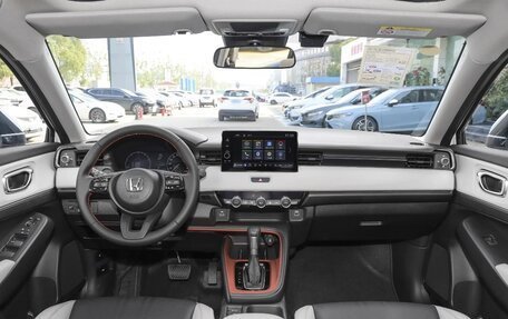 Honda Vezel, 2024 год, 2 350 635 рублей, 17 фотография