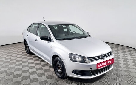 Volkswagen Polo VI (EU Market), 2013 год, 950 000 рублей, 3 фотография