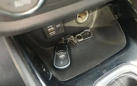 Buick Encore I, 2021 год, 1 210 000 рублей, 12 фотография