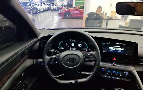 Hyundai Elantra, 2025 год, 1 460 999 рублей, 13 фотография