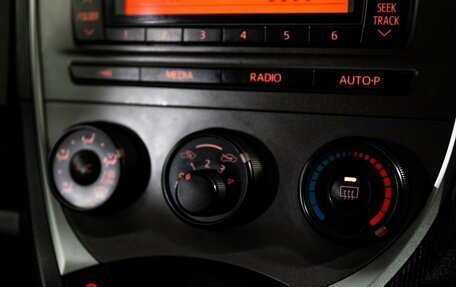 Toyota Ractis II, 2012 год, 899 000 рублей, 13 фотография