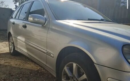 Mercedes-Benz C-Класс, 2004 год, 475 000 рублей, 2 фотография