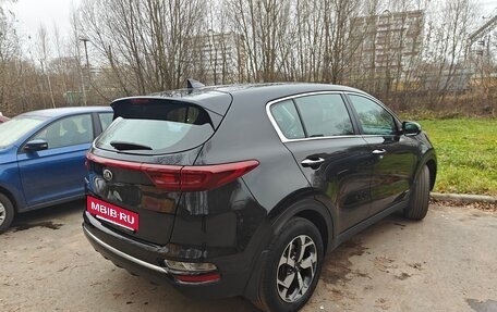 KIA Sportage IV рестайлинг, 2020 год, 2 400 000 рублей, 5 фотография