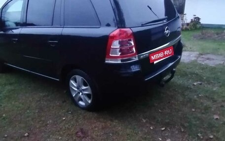 Opel Zafira B, 2012 год, 800 000 рублей, 3 фотография