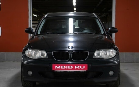 BMW 1 серия, 2006 год, 549 000 рублей, 2 фотография