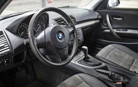 BMW 1 серия, 2006 год, 549 000 рублей, 16 фотография
