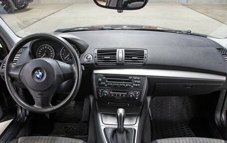 BMW 1 серия, 2006 год, 549 000 рублей, 14 фотография