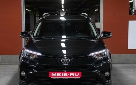 Toyota RAV4, 2015 год, 2 198 000 рублей, 2 фотография