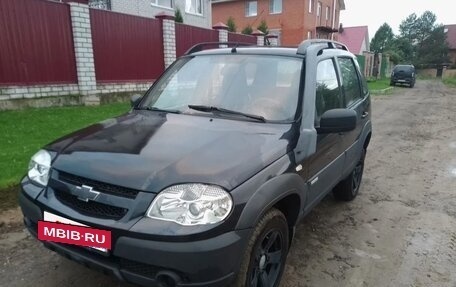 Chevrolet Niva I рестайлинг, 2014 год, 470 000 рублей, 3 фотография