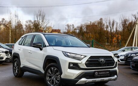 Toyota RAV4, 2025 год, 4 050 000 рублей, 2 фотография