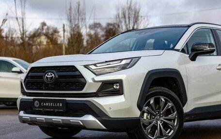 Toyota RAV4, 2025 год, 4 050 000 рублей, 3 фотография