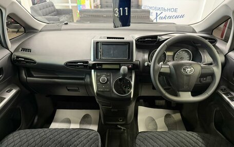 Toyota Wish II, 2009 год, 1 299 999 рублей, 16 фотография