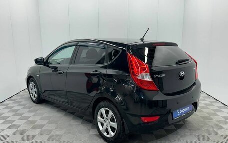 Hyundai Solaris II рестайлинг, 2011 год, 590 000 рублей, 5 фотография