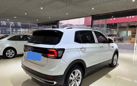 Volkswagen T-Cross I, 2022 год, 1 700 213 рублей, 5 фотография