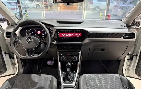 Volkswagen T-Cross I, 2022 год, 1 700 213 рублей, 12 фотография