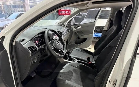 Volkswagen T-Cross I, 2022 год, 1 700 213 рублей, 8 фотография