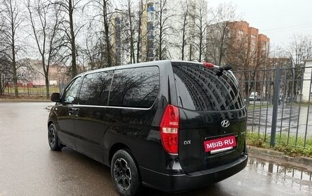 Hyundai Grand Starex Grand Starex I рестайлинг 2, 2008 год, 875 000 рублей, 5 фотография