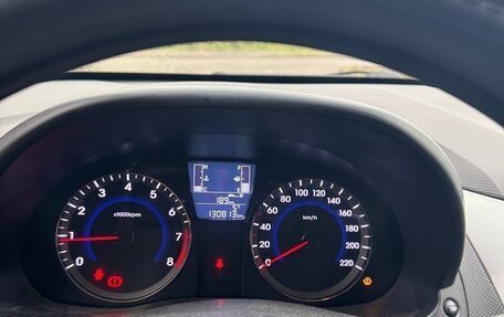 Hyundai Solaris II рестайлинг, 2015 год, 810 000 рублей, 9 фотография