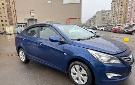 Hyundai Solaris II рестайлинг, 2015 год, 810 000 рублей, 4 фотография